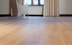 Pisos de madera de corte curvo. suelos y pavimentos originales