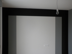 Cabecero de cama pintado en tres tonos