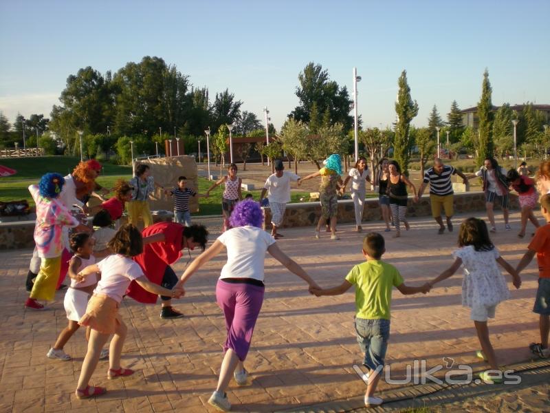 Minidisco con una asociacin de vecinos