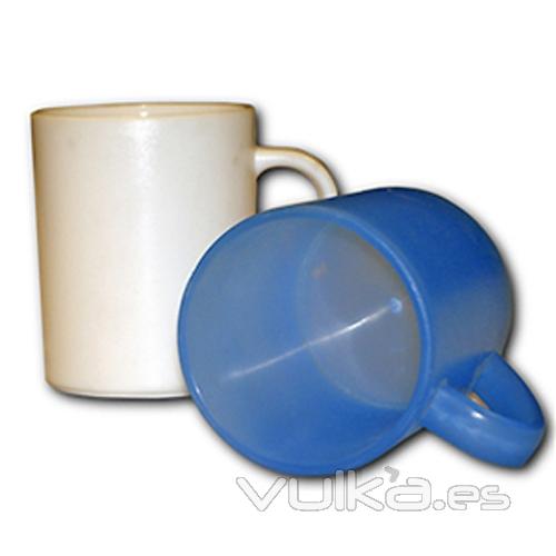 Taza mug de plástico de 300cc. Categoría Merchandising. Ref. ZAZMK10