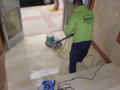 Foto 3 mantenimiento de edificios en La Rioja - Limpiezas y Mantenimientos Logroclean