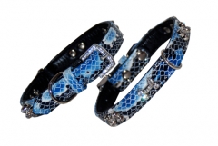 imitación a la piel de serpiente en color azul