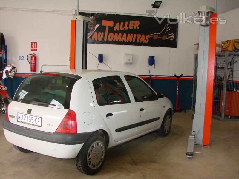 Taller Automanitas.  Venta y montaje de neumáticos