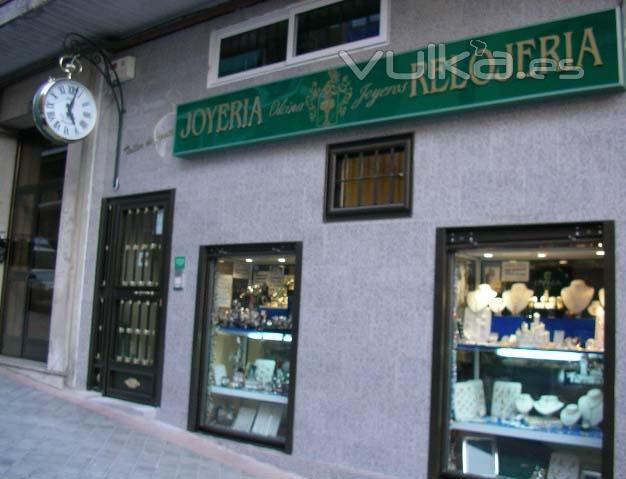 Fachada Tienda-Taller Pso. Jesuitas, 87