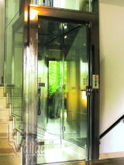 Ascendo: elevador vertical de largo recorrido panoramico