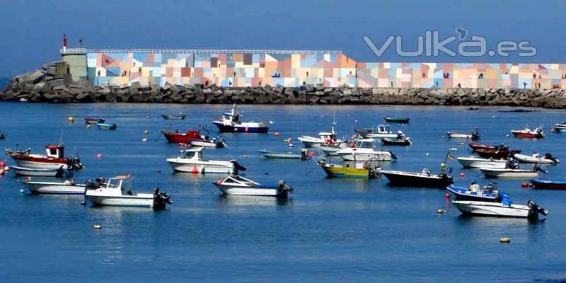 rompeolas del puerto de La Guardia Pontevedra
