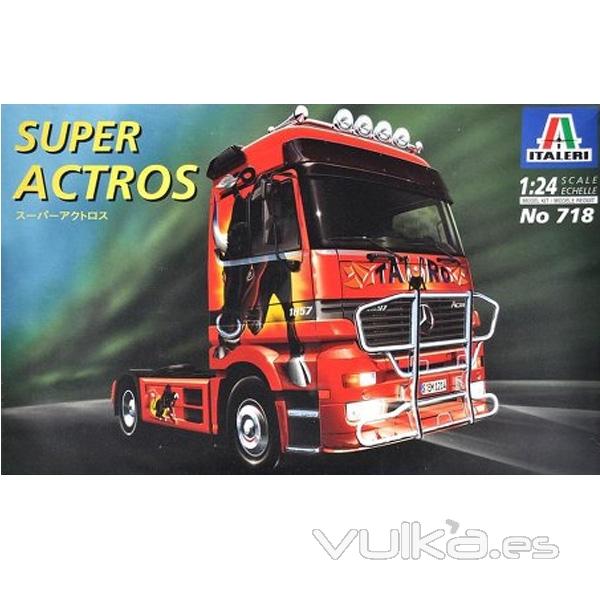 Maqueta camion Mercedes Super Actros Italeri 1:24