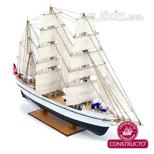 Maqueta naval Buque Escuela Gorch Fock Constructo 1:187