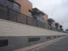 10 duplex adosados en alcantarilla
