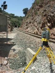 Control de deslizamientos en trinchera de ferrocarril en ronda (malaga)