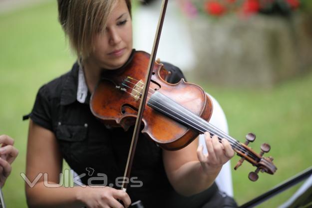 Nuestra violinista, increíble sonido 