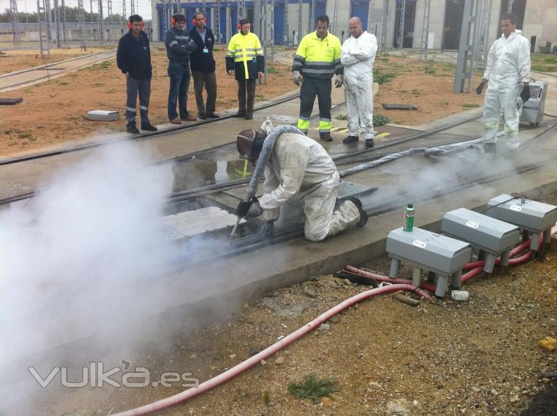 LIMPIEZA EN CAMBIO DE AGUJAS METRO DE SEVILLA