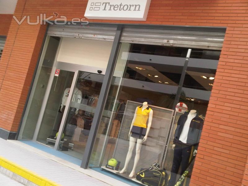 Entrada a nuestro Showroom.