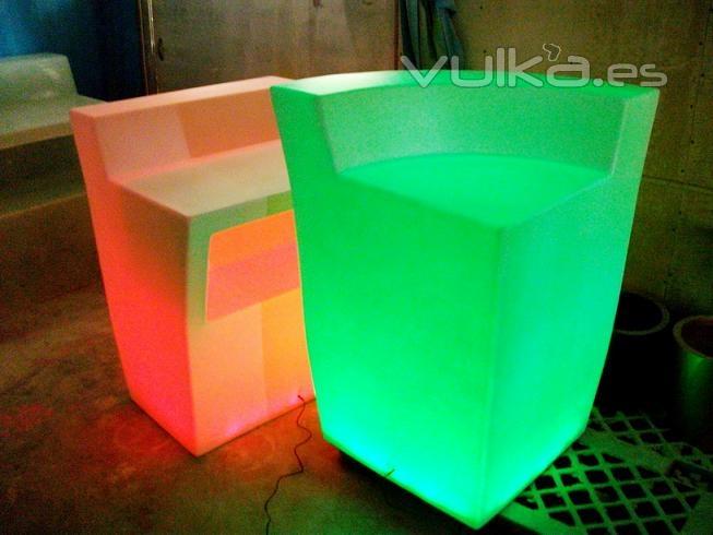 mobiliario de polietileno | mobiliario con luz 