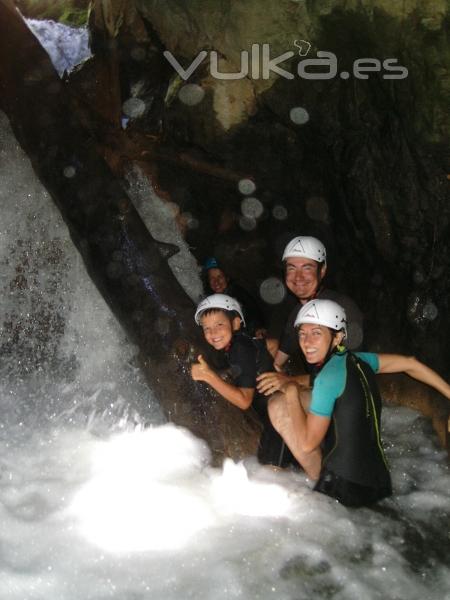 Trekking Acutico, acuatrekking en Teruel, Sierra de Gdar