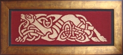 Titulo: dragn celta tcnica: tapiz  materiales: pura lana virgen e  hilos de lam oro medidas;  80