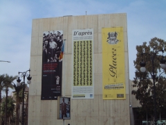 Lonas de exposiciones en el museo valenciano de la ilustraccion y la modernidad  rotulos cebra