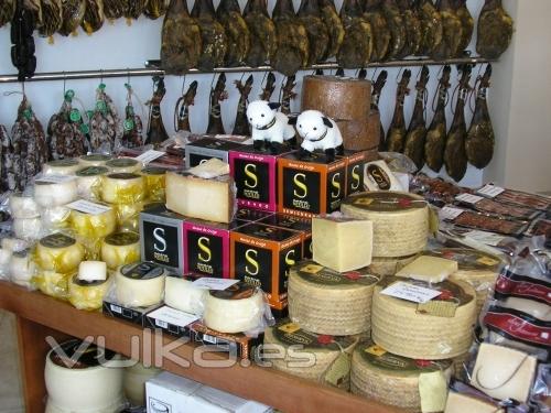 En DonJamon seleccionamos los quesos mas exquisitos de España