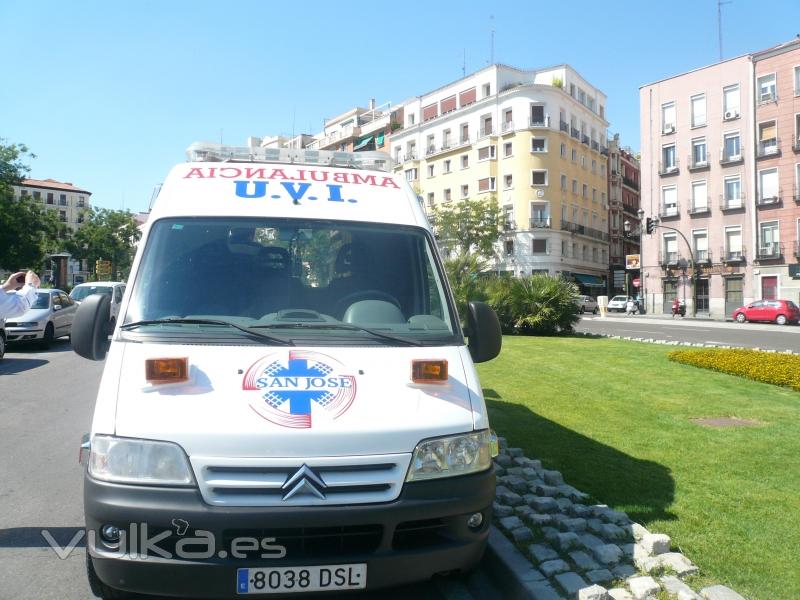 Atencion medica sanitaria a tercera edad, persona mayor, residencia, ancianos