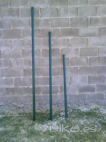 Postes galvanizados + plastificados en verde 1m, 1,5m, 2m