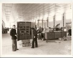 Haciendo un cuadro electrico anos 70