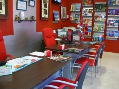 Interior oficina, viajes bahiatour (la linea de la concepcion)