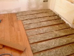 Colocacion de tarima de jatoba con aislante de lana de roca