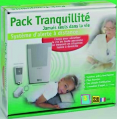 El pack contiene un transmisor telefonico y un medallon de alerta