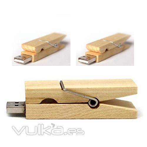 Memoria USB de madera. Disponible desde 1 hasta 16Gb. Ref. USBWD4