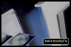 Comedor moderno con trasera tv iluminada con leds
