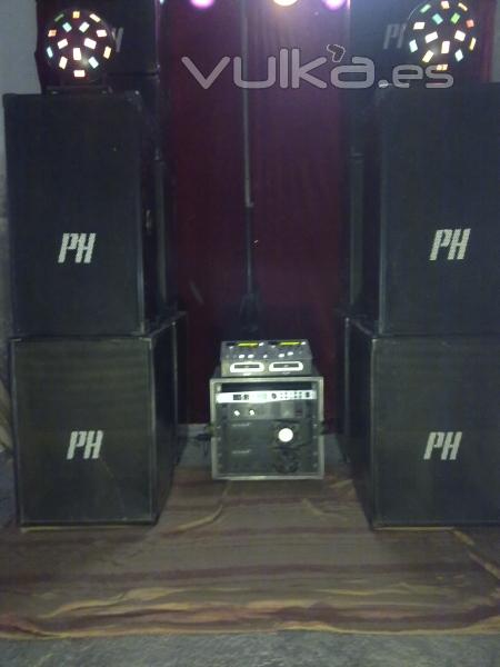 Equipo de sonido 2000W  SONIDO PH SOUNDS