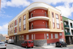 Edificio Las Islas con 14 Viviendas para Promociones Viescan SL., en San Isidro, Granadilla de Abona