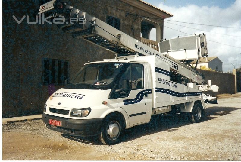 elevador sobre camin, alcanza hasta 9 pisos