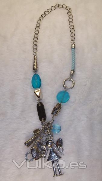 Gran variedad en collares  www.elangelus.com