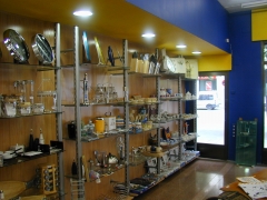 Equipamiento comercial para su tienda de regalos