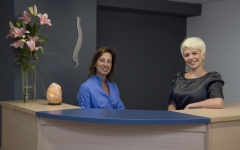 Centre quiropractic girona (anais badon dc i mª angels cornella ac)