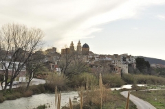 Vista de la población desde el río Turia