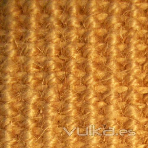 Yute Microbucle 15x2m Disponible en color Natural.  Precio: 1.95EUR/m2