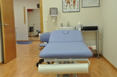 Foto 14 masaje teraputico en Sevilla - Centro de Fisioterapia Plexo