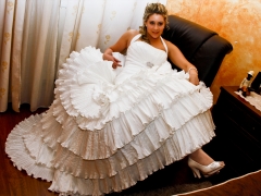 Foto 31 vestidos de novia en Pontevedra - Foto Korp Estrada