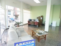 Interior oficna en xeraco