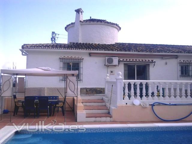 villa en Benalmadena, Malaga, Costa del Sol, Buen Precio, info@amigoprop.com