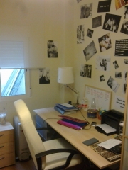 Zona de estudio en cuarto de chica