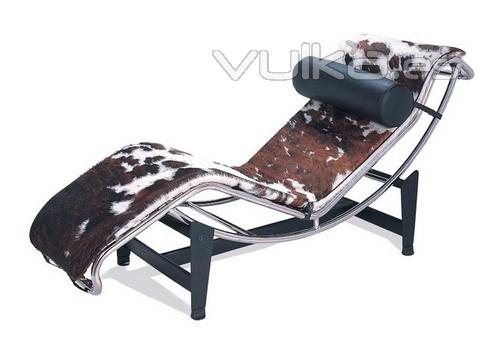 Chaise Loungue, Mod. Lecor, diseo, piel de vaca.