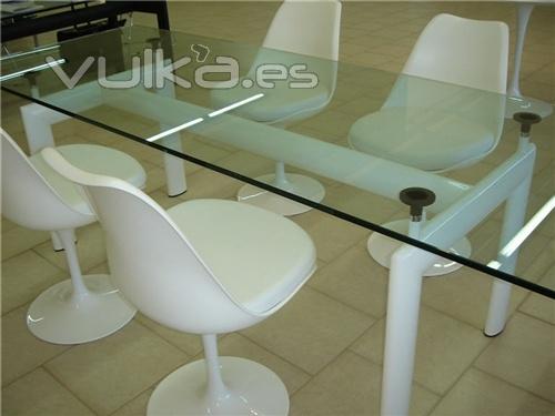 Mesa LECOR-GL225, armazn blanco, cristal templado de 225x85 cms.