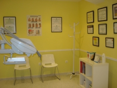Foto 11 salud y medicina en Badajoz - Clinica Dental dr. Samuel Cumplido Santiago