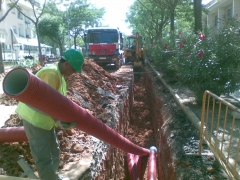 Canalizacion mt en avda de las vaguadas realizada en tiempo record