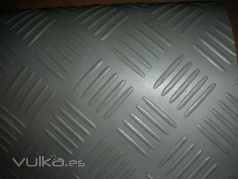 Pavimento de caucho decorativo antideslizante de alta resistencia. Precio: 39EUR rollo 10mx1,4mx3mm 