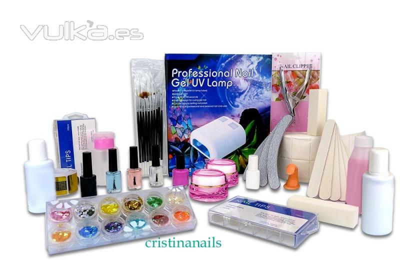 CURSO DECORACIONES  3D TEL 935159996 cursos@cristinanails.es PRECIO - 150 EUROS