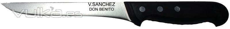 Cuchillo hecho a mano para deshuesar 15cm, precio 16EUR.